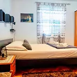 On Island Brac - Leona Holiday home Postira