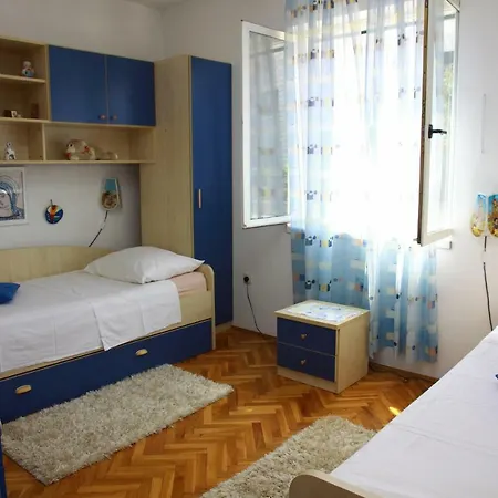 Holiday home Vacation House On Island Brac - Ana *