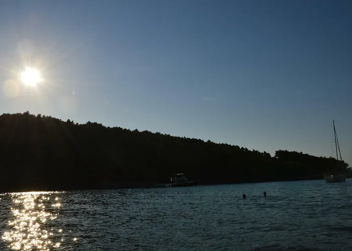 Ferienhaus Vacation House On Island Brac - Ana Postira